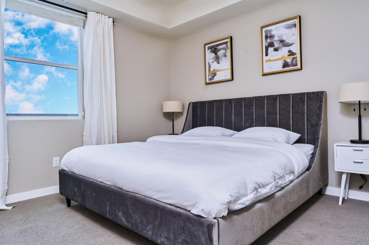Luxurious 2 King Bedrooms City, & Corner Lake View Sparks Luaran gambar